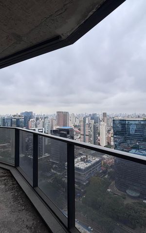 Apartamento à venda com 176m², 2 quartos e 2 vagas Apartamento à venda com 176m², 2 quartos e 2 vagasVaranda da Sala