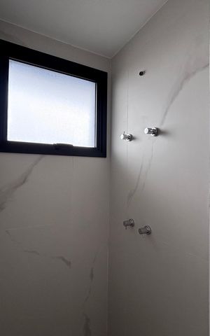Apartamento à venda com 154m², 2 quartos e 2 vagas Apartamento à venda com 154m², 2 quartos e 2 vagasBanheiro da Suíte