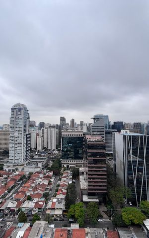 Apartamento à venda com 154m², 1 quarto e 1 vaga Apartamento à venda com 154m², 1 quarto e 1 vagaVaranda