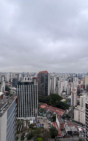 Apartamento à venda com 61m², 1 quarto e 1 vaga Apartamento à venda com 61m², 1 quarto e 1 vagaVista Varanda Studio