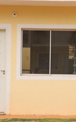 Casa de condomínio para alugar com 80m², 2 quartos e 1 vagaFachada
