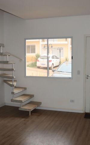 Casa de condomínio para alugar com 80m², 2 quartos e 1 vagaSala/Cozinha