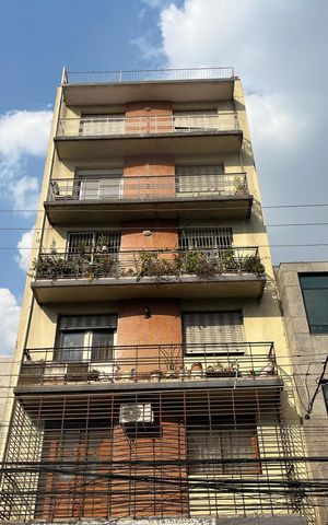 Apartamento à venda com 127m², 3 quartos e sem vaga Apartamento à venda com 127m², 3 quartos e sem vagaFachada do Prédio