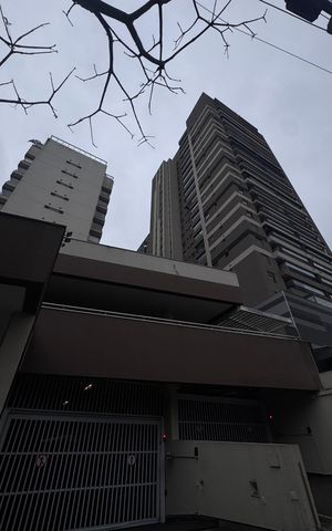 Apartamento para alugar com 112m², 2 quartos e 1 vagaFachada
