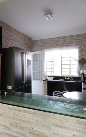 Casa para alugar com 280m², 3 quartos e 3 vagasCozinha