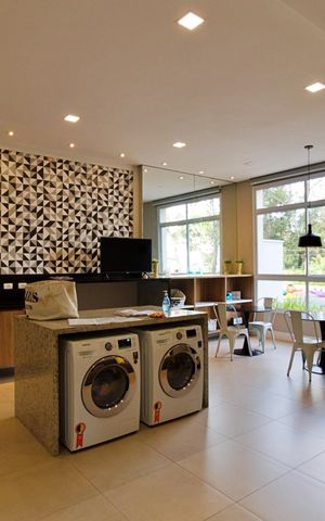 Apartamento à venda com 58m², 2 quartos e 2 vagas Apartamento à venda com 58m², 2 quartos e 2 vagasÁrea comum - Lavanderia