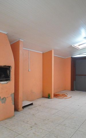 Casa à venda com 120m², 3 quartos e 1 vagaGaragem