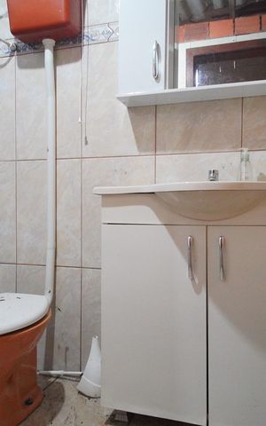 Casa à venda com 120m², 3 quartos e 1 vagaBanheiro