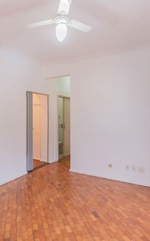 Apartamento à venda com 70m², 2 quartos e 1 vagaSala