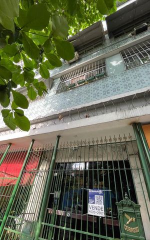 Apartamento à venda com 70m², 2 quartos e 1 vagaFachada