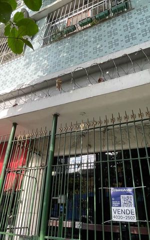 Apartamento à venda com 70m², 2 quartos e 1 vagaPlaquinha