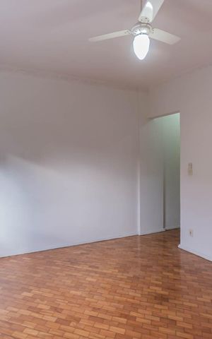 Apartamento à venda com 70m², 2 quartos e 1 vagaSala