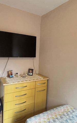 Casa à venda com 100m², 3 quartos e 2 vagas Casa à venda com 100m², 3 quartos e 2 vagasQuarto 3
