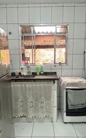 Casa à venda com 100m², 3 quartos e 2 vagas Casa à venda com 100m², 3 quartos e 2 vagasCozinha