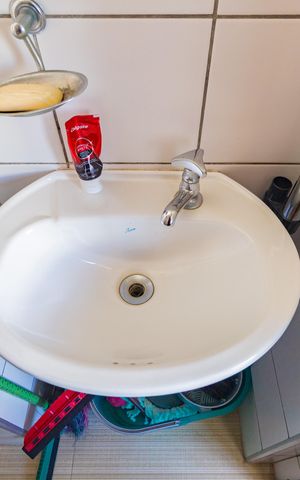 Apartamento à venda com 101m², 3 quartos e 2 vagas Apartamento à venda com 101m², 3 quartos e 2 vagasDetalhe Banheiro - Área de Serviço