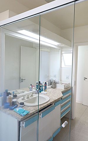 Apartamento à venda com 196m², 4 quartos e 2 vagasBanheiro 3
