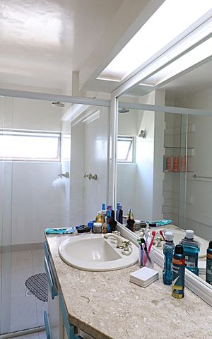 Apartamento à venda com 196m², 4 quartos e 2 vagasBanheiro 3