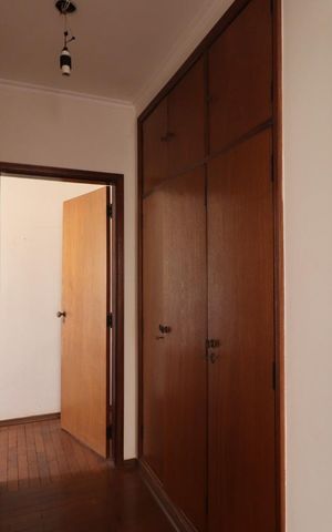 Apartamento para alugar com 134m², 4 quartos e 1 vaga Apartamento para alugar com 134m², 4 quartos e 1 vagaCorredor