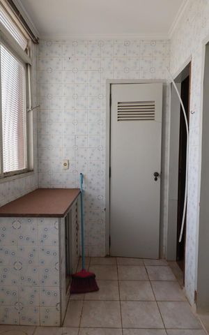 Apartamento para alugar com 134m², 4 quartos e 1 vaga Apartamento para alugar com 134m², 4 quartos e 1 vagaÁrea de Serviço