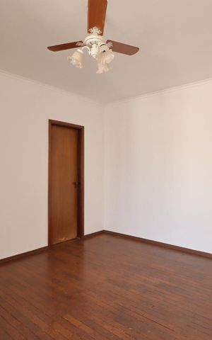 Apartamento para alugar com 134m², 4 quartos e 1 vaga Apartamento para alugar com 134m², 4 quartos e 1 vagaSala