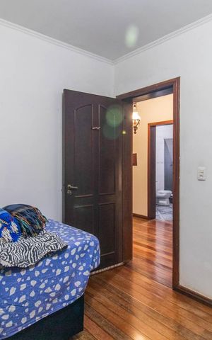 Casa à venda com 412m², 2 quartos e 4 vagasQuarto 2