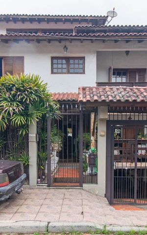 Casa à venda com 412m², 2 quartos e 4 vagasFachada