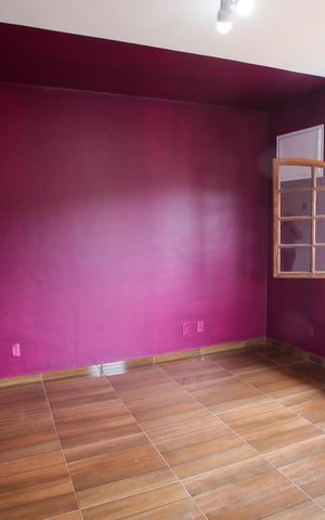 Casa à venda com 318m², 5 quartos e 2 vagasQuarto Suíte 2