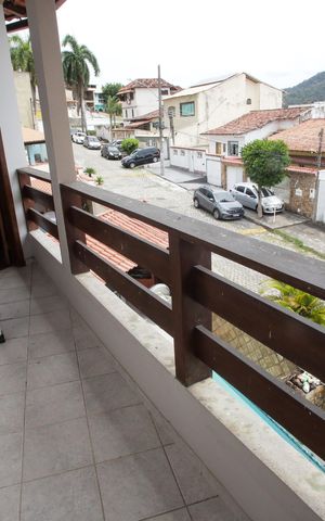 Casa à venda com 318m², 5 quartos e 2 vagasvaranda da Suíte 2
