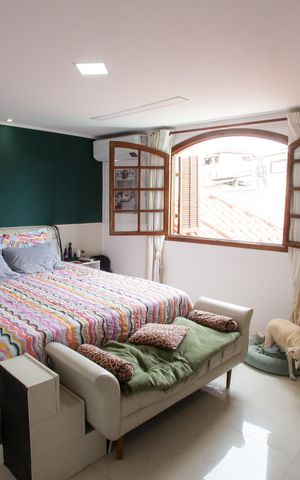 Casa à venda com 318m², 5 quartos e 2 vagasQuarto Suíte 1