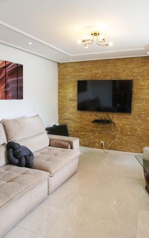 Casa à venda com 318m², 5 quartos e 2 vagasSala de Estar