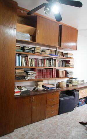 Casa à venda com 318m², 5 quartos e 2 vagasQuarto 5