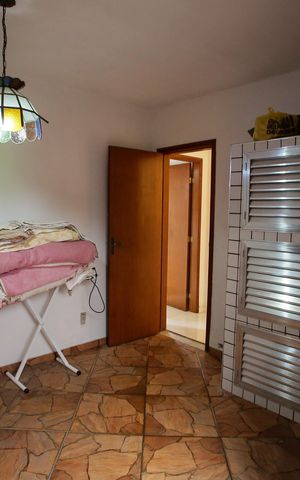 Casa à venda com 318m², 5 quartos e 2 vagasLavanderia