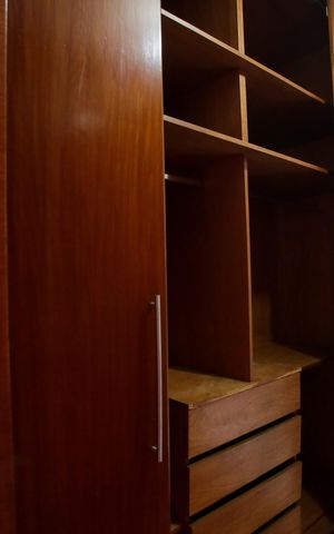 Casa à venda com 318m², 5 quartos e 2 vagasCloset da Suíte 2