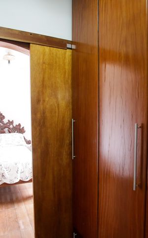 Casa à venda com 318m², 5 quartos e 2 vagasCloset da  Suíte 4