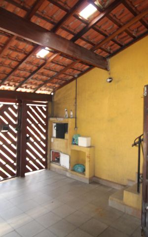 Casa à venda com 137m², 3 quartos e 2 vagasGaragem