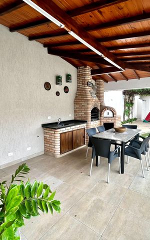 Casa à venda com 427m², 4 quartos e 5 vagasÁrea comum - Churrasqueira