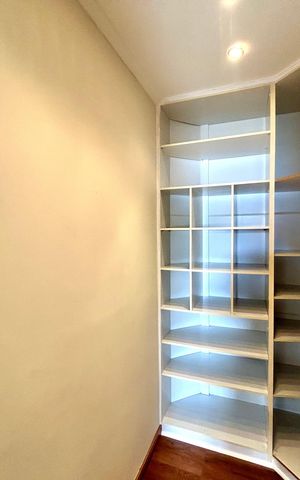 Casa à venda com 427m², 4 quartos e 5 vagasSuíte 3