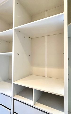 Casa à venda com 427m², 4 quartos e 5 vagasCloset da Suíte 2