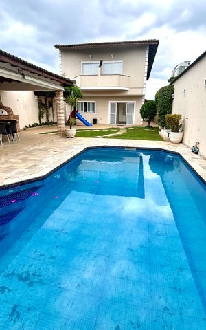 Casa à venda com 427m², 4 quartos e 5 vagasÁrea comum - Piscina