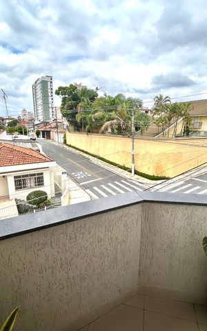 Casa à venda com 427m², 4 quartos e 5 vagasVaranda do Quarto