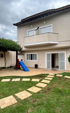 Casa à venda com 427m², 4 quartos e 5 vagasQuintal