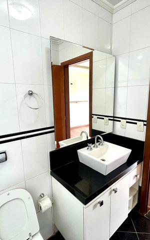 Casa à venda com 427m², 4 quartos e 5 vagasBanheiro da Suíte 3
