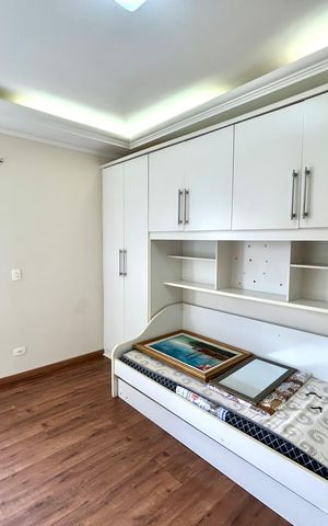 Casa à venda com 427m², 4 quartos e 5 vagasQuarto