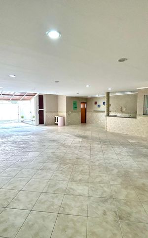Casa à venda com 427m², 4 quartos e 5 vagasGaragem