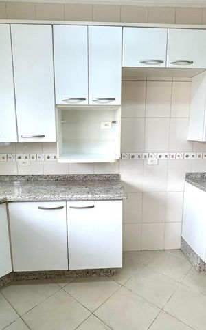 Casa à venda com 427m², 4 quartos e 5 vagasCozinha