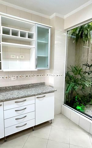 Casa à venda com 427m², 4 quartos e 5 vagasCozinha