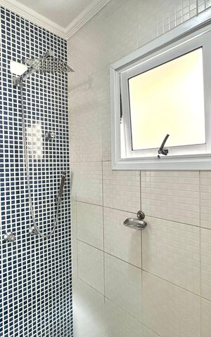 Casa à venda com 427m², 4 quartos e 5 vagasBanheiro da Suíte 2