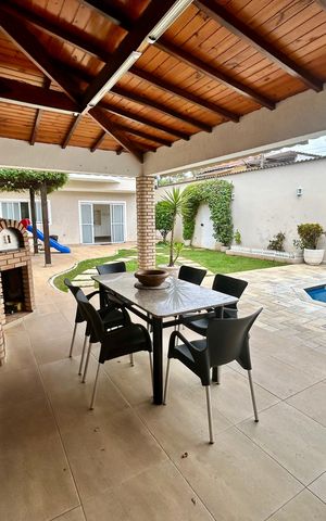 Casa à venda com 427m², 4 quartos e 5 vagasÁrea comum - Churrasqueira