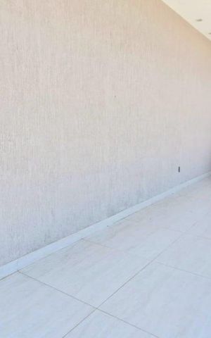 Casa de condomínio à venda com 360m², 3 quartos e 2 vagas Casa de condomínio à venda com 360m², 3 quartos e 2 vagasVaranda