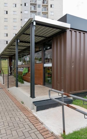 Apartamento para alugar com 47m², 2 quartos e 1 vaga Apartamento para alugar com 47m², 2 quartos e 1 vagaMinimercado